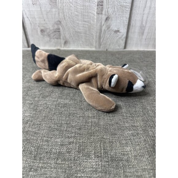 Ty Beanie Babies 1995 Retired Ringo Raccoon Plush Toy - Picture 2 of 8